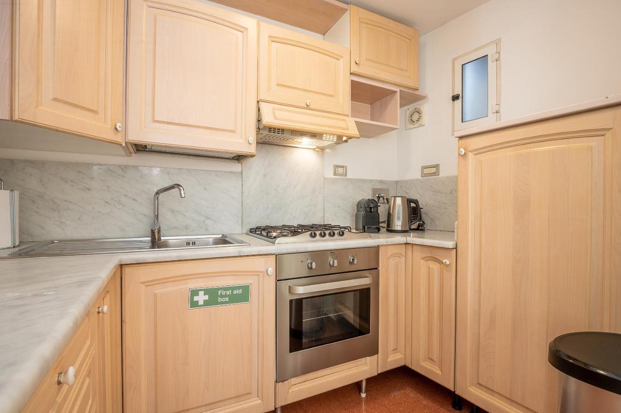 Ninetyone Via Sistina Apartment Spanish Steps โรม ภายนอก รูปภาพ